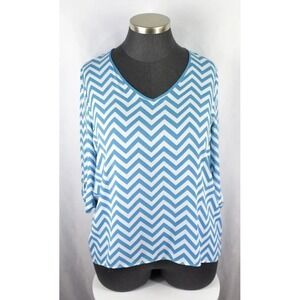 NWT Women's Kiara Top Turquoise Blue/White Chevron Stripe Small